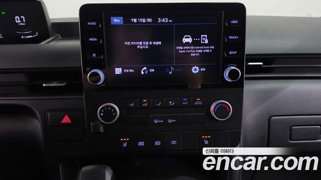 Hyundai Staria 2022 — photo 32