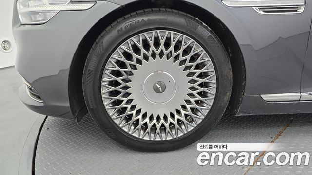 Genesis G90 2019 — photo 5