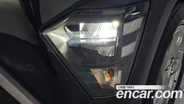 Hyundai Kona 2025 — photo 8