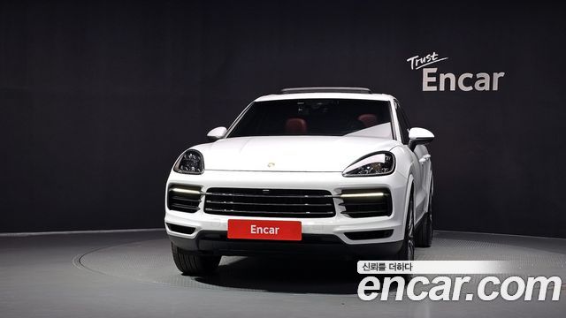 Porsche Cayenne 2020 — photo 3