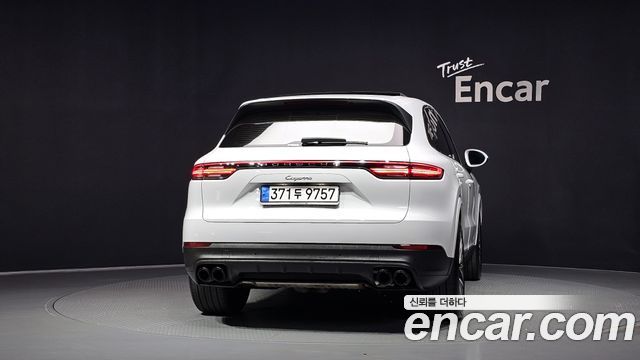 Porsche Cayenne 2020 — photo 4