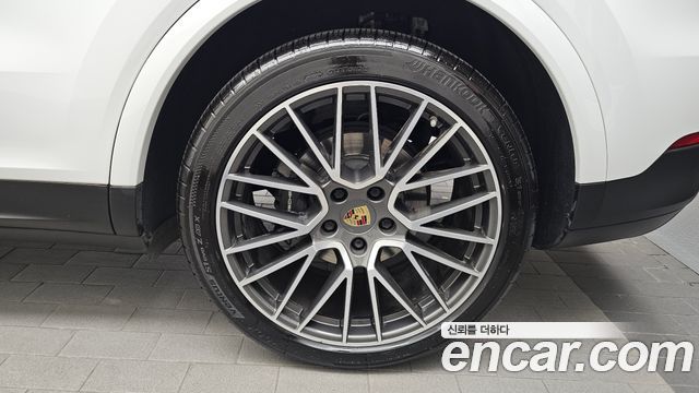 Porsche Cayenne 2020 — photo 5