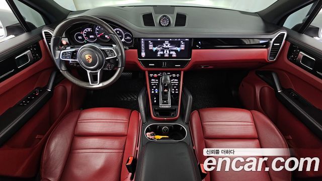 Porsche Cayenne 2020 — photo 7