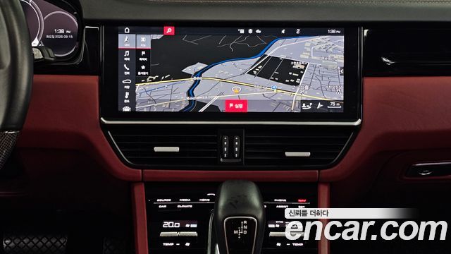 Porsche Cayenne 2020 — photo 14