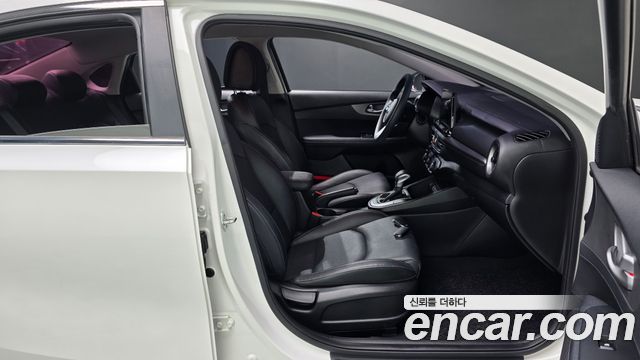 Kia K3 2019 — photo 16