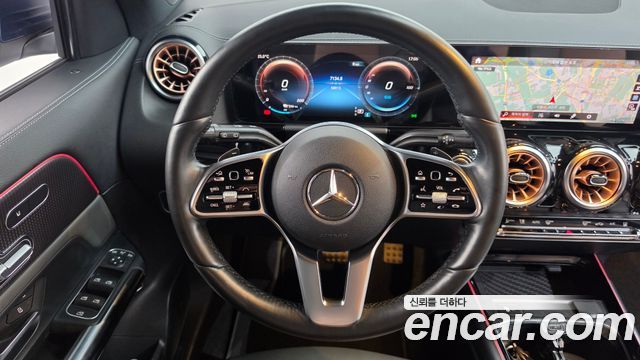 Mercedes-Benz EQA 2021 — photo 19