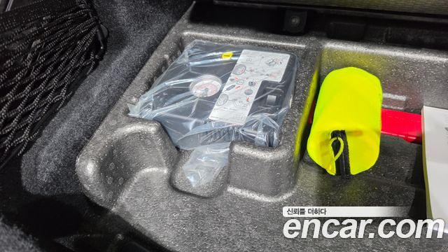 Mercedes-Benz EQA 2021 — photo 21