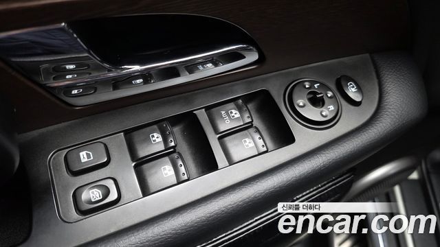 KG Mobility Rexton 2013 — photo 27