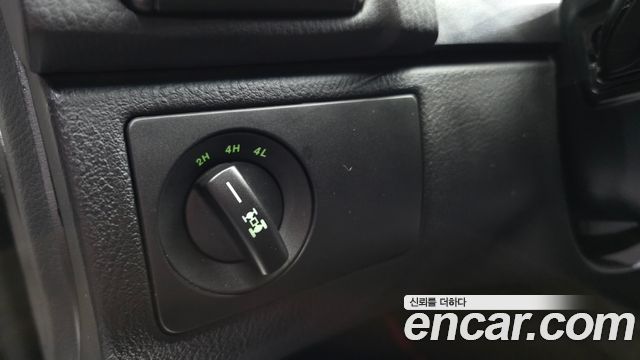 KG Mobility Rexton 2013 — photo 28