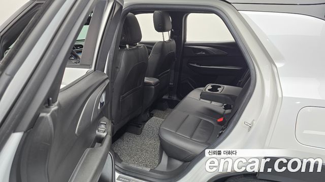 Chevrolet Korea Trailblazer 2023 — photo 17