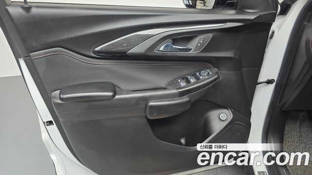 Chevrolet Korea Trailblazer 2023 — photo 14