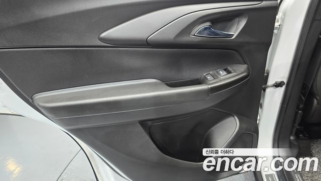 Chevrolet Korea Trailblazer 2023 — photo 15