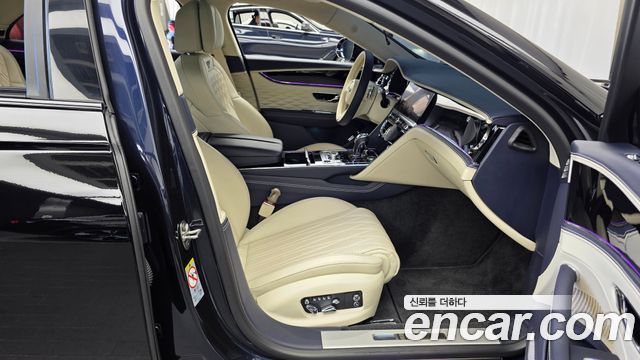 Bentley Flying Spur 2022 — photo 17
