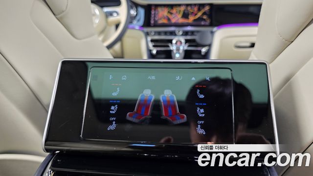 Bentley Flying Spur 2022 — photo 23