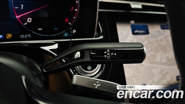Mercedes-Benz E-Class 2024 — photo 12