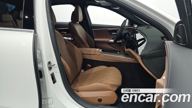 Mercedes-Benz E-Class 2024 — photo 13