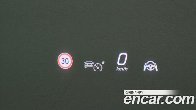 Mercedes-Benz E-Class 2024 — photo 26