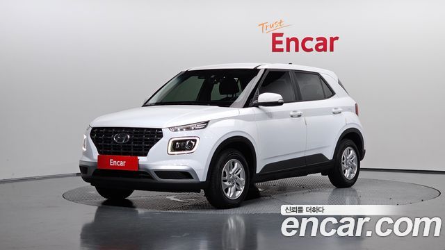 Hyundai Venue 2020 — photo 1