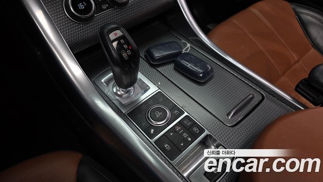 Land Rover Range Rover Sport 2015 — photo 12