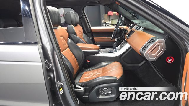 Land Rover Range Rover Sport 2015 — photo 17