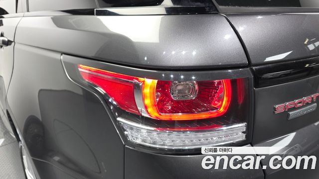 Land Rover Range Rover Sport 2015 — photo 9