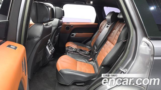 Land Rover Range Rover Sport 2015 — photo 16