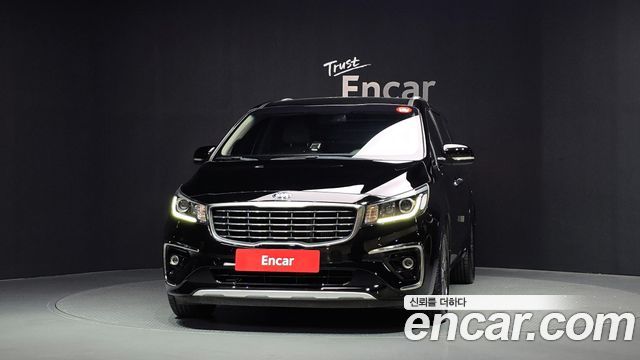 Kia Canival 2019 — photo 3