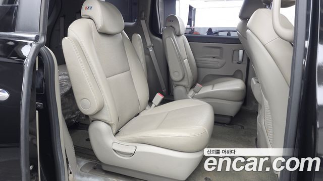 Kia Canival 2019 — photo 18