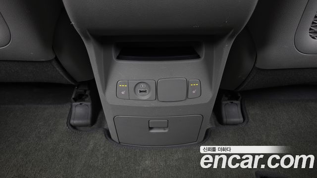Kia Canival 2019 — photo 25