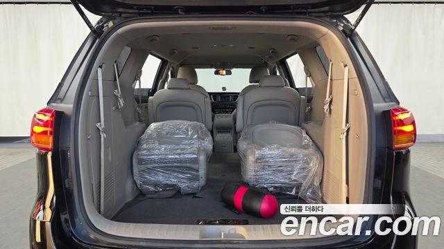 Kia Canival 2019 — photo 26