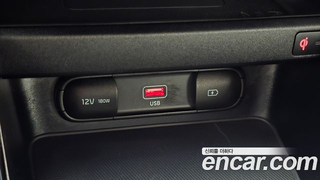 Kia K3 2022 — photo 19