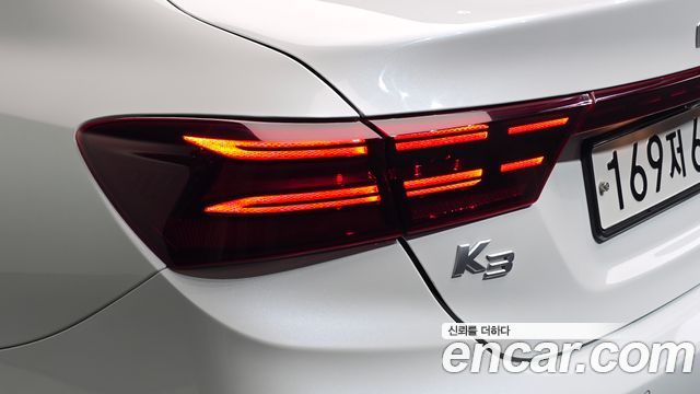 Kia K3 2022 — photo 9
