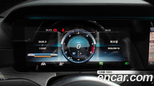 Mercedes-Benz CLS-Class 2019 — photo 11