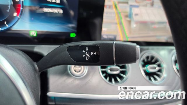 Mercedes-Benz CLS-Class 2019 — photo 12