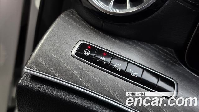 Mercedes-Benz CLS-Class 2019 — photo 25