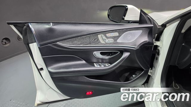 Mercedes-Benz CLS-Class 2019 — photo 14