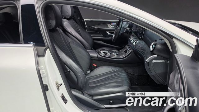 Mercedes-Benz CLS-Class 2019 — photo 16