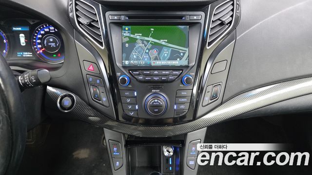 Hyundai i40 2014 — photo 19