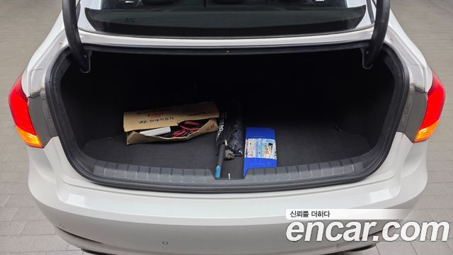Hyundai i40 2014 — photo 23