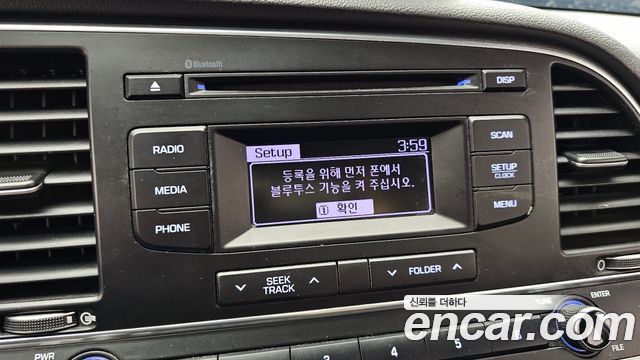Hyundai AVANTE 2018 — photo 22