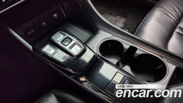 Hyundai Sonata 2020 — photo 9
