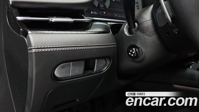 Genesis G90 2022 — photo 24