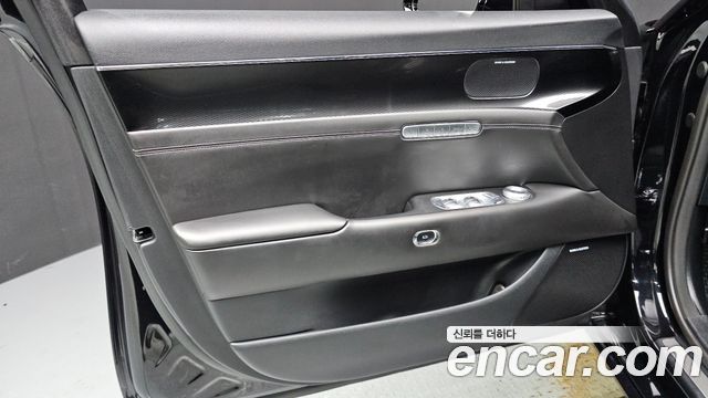 Genesis G90 2022 — photo 14