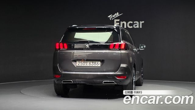 Peugeot 5008 2019 — photo 4