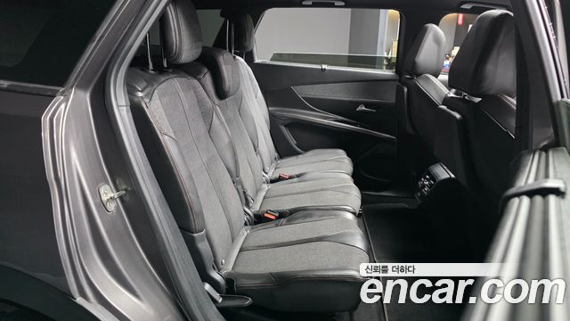 Peugeot 5008 2019 — photo 18