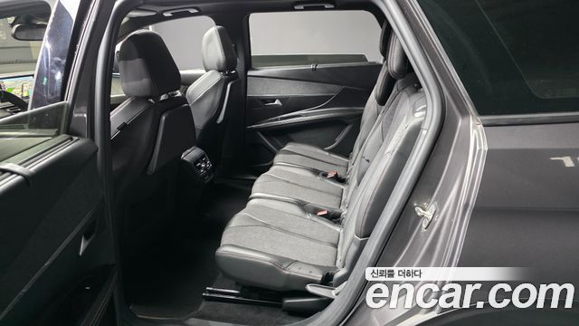 Peugeot 5008 2019 — photo 16