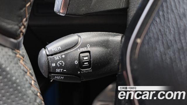 Peugeot 5008 2019 — photo 32