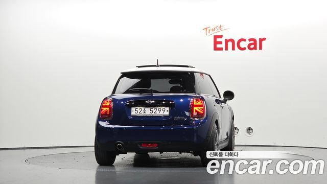 Mini Cooper 2017 — photo 4