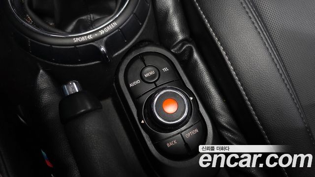Mini Cooper 2017 — photo 12