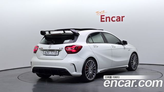 Mercedes-Benz A-Class 2016 — photo 2